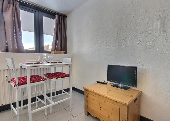 2 Personnes Au Pied Des Pistes, Plagne Centre - Fr-1-455-282 *